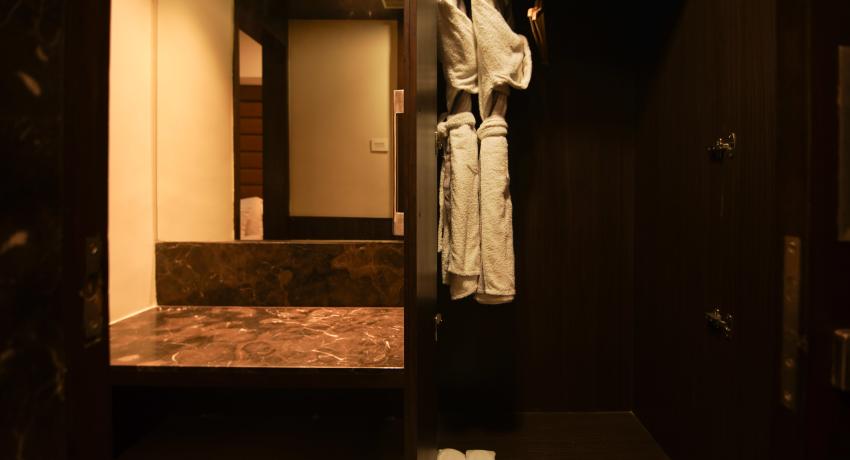 Suite Room