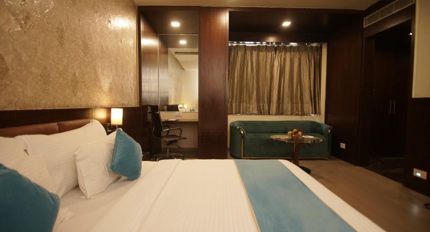 Super Deluxe Room