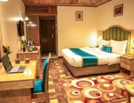 Hotel with Mountain View in Manali: Experience the Himalayas Like Never Before